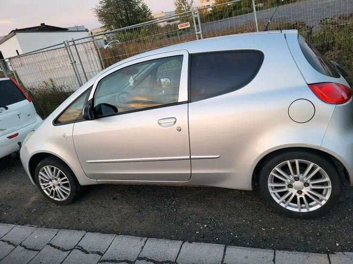 Mitsubishi Colt