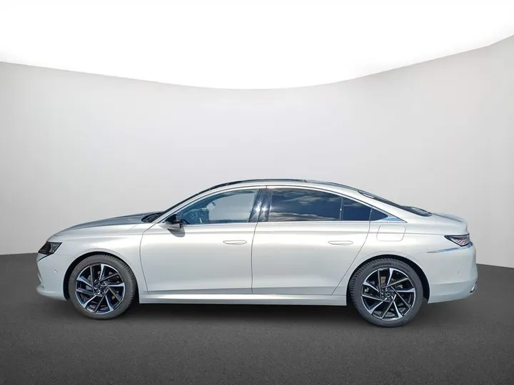 DS Automobiles DS9