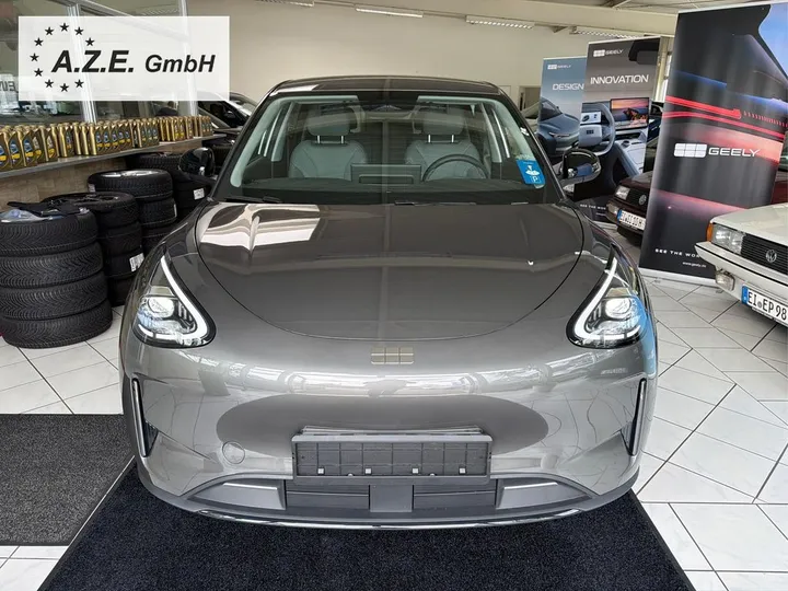 Geely E2