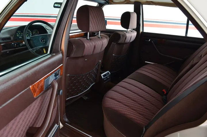 Mercedes-Benz 420