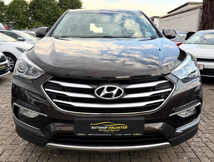 Hyundai SANTA FE