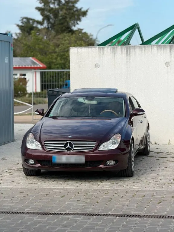 Mercedes-Benz CLS 320