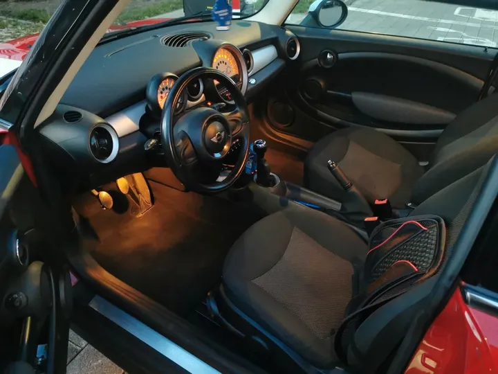 MINI Cooper Coupé