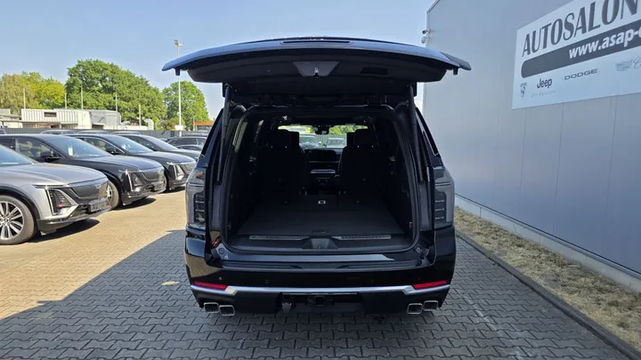 Chevrolet Suburban