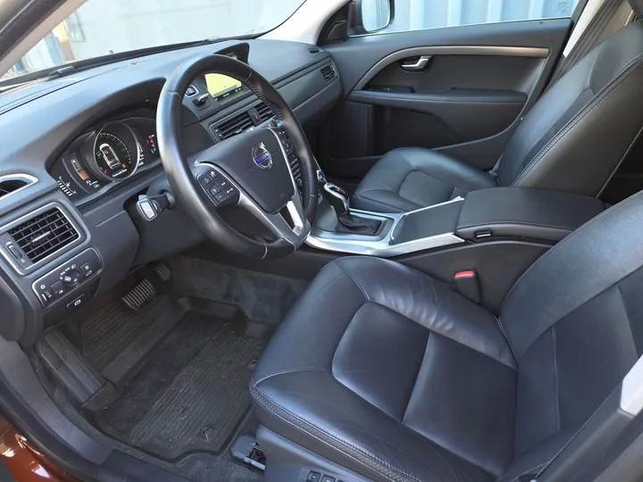 Volvo XC70