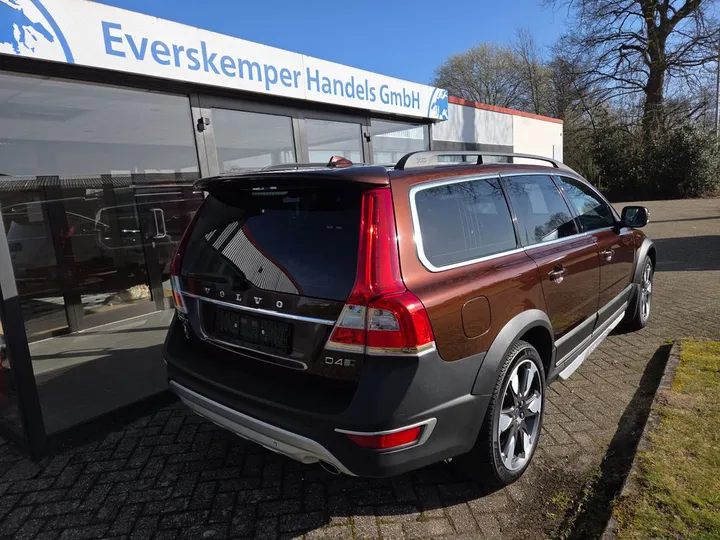 Volvo XC70