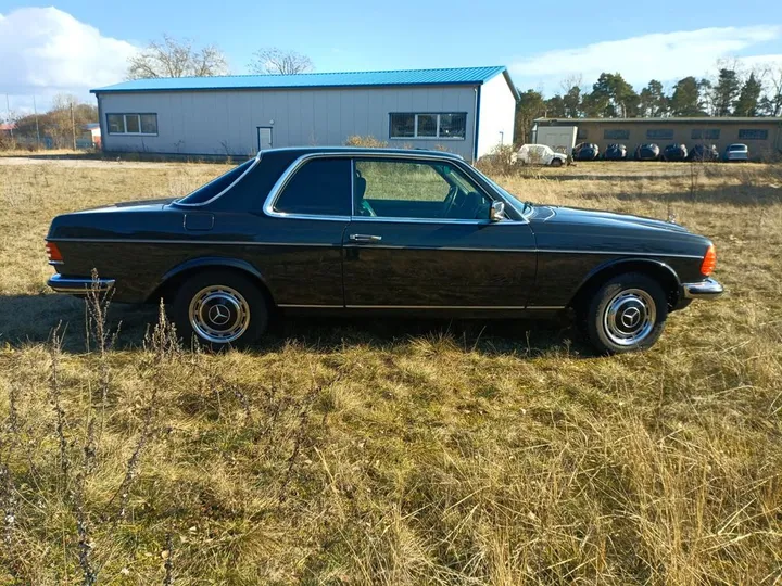 Mercedes-Benz 280