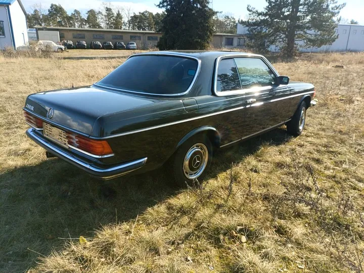 Mercedes-Benz 280