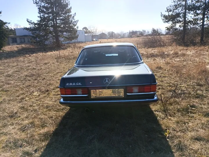Mercedes-Benz 280