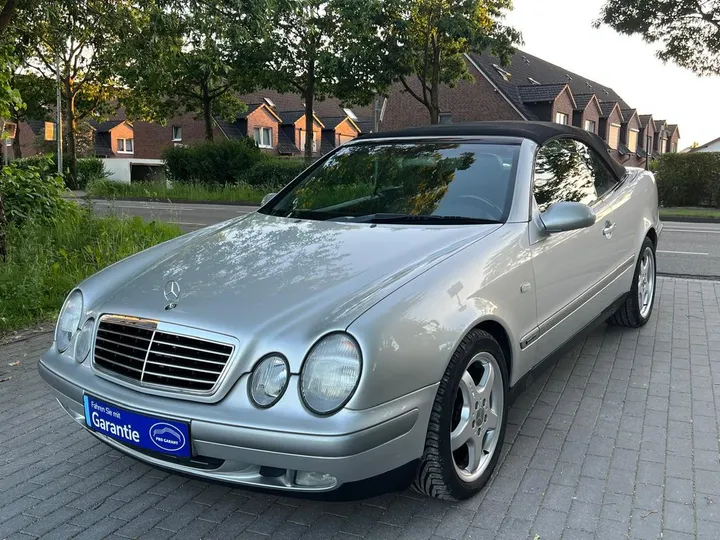 Mercedes-Benz CLK 200