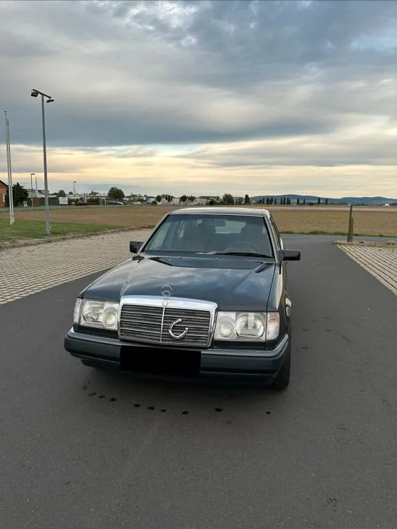 Mercedes-Benz 250