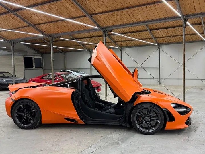 McLaren 720S
