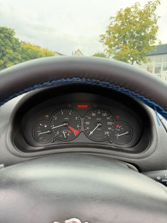 Peugeot 206