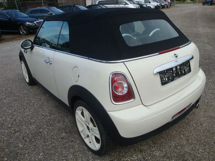 MINI One Cabrio
