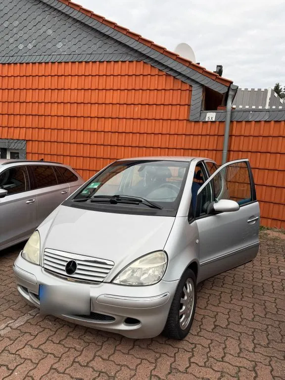 Mercedes-Benz A 160