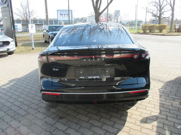 Mazda 6e