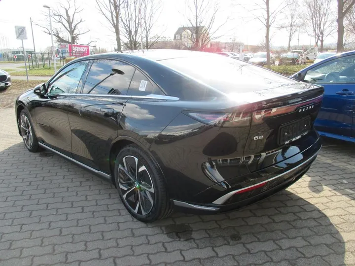 Mazda 6e