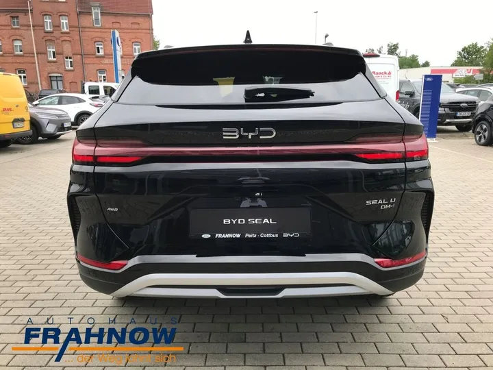 BYD SEAL U