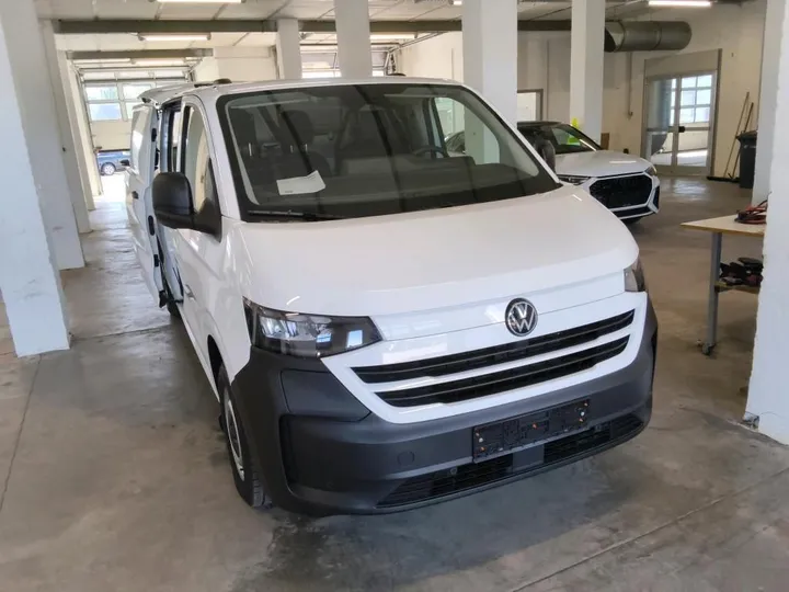 Volkswagen T7 Transporter