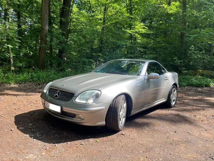 Mercedes-Benz SLK 200