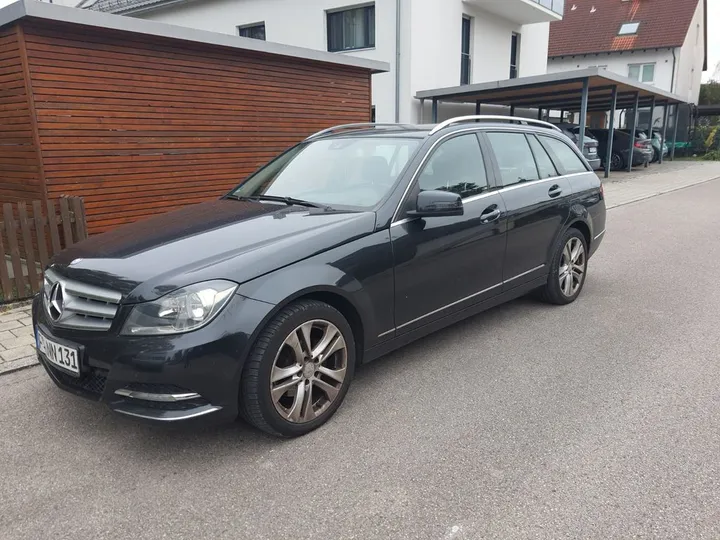 Mercedes-Benz 200