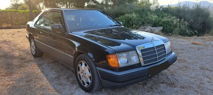 Mercedes-Benz 300
