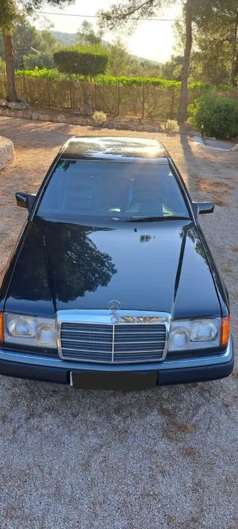 Mercedes-Benz 300