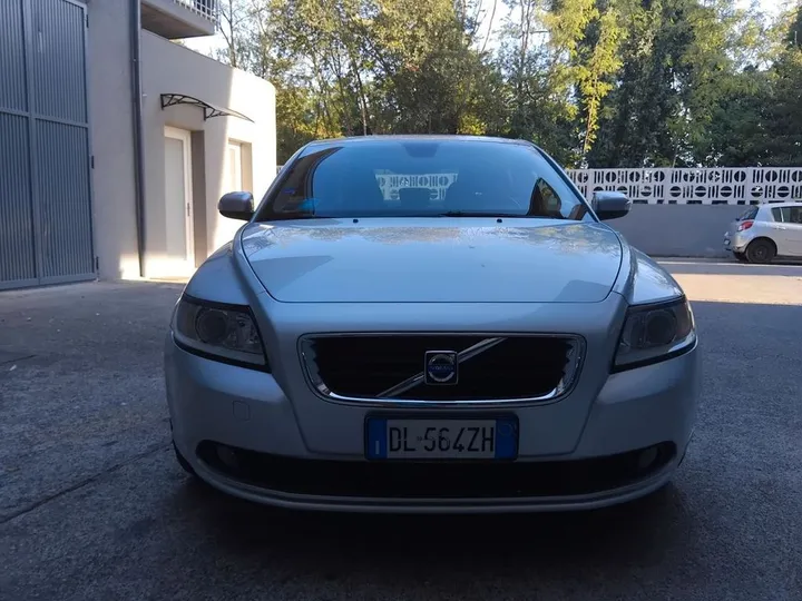 Volvo S40