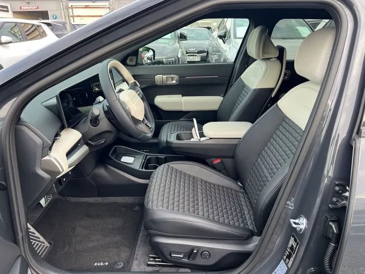 Kia EV4