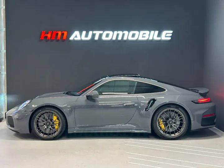 Porsche 992