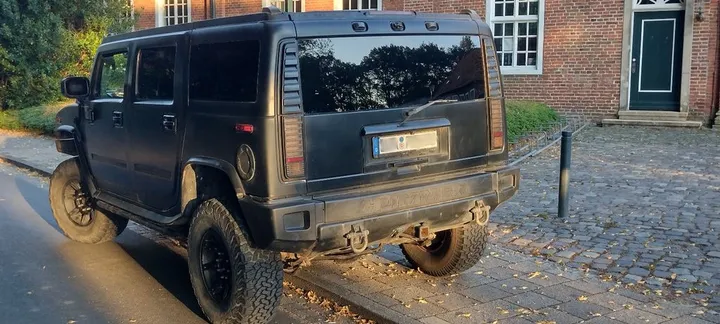 Hummer H2