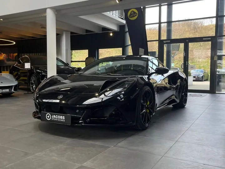 Lotus Emira