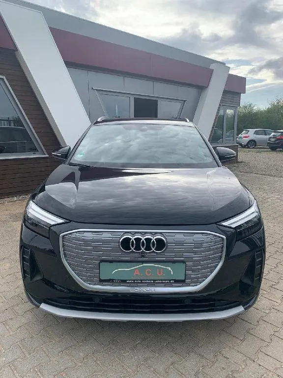 Audi Q4