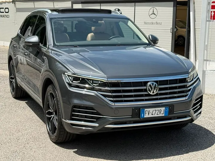 Volkswagen Touareg