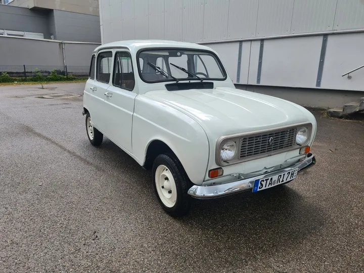 Renault R 4