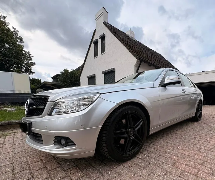 Mercedes-Benz C 180