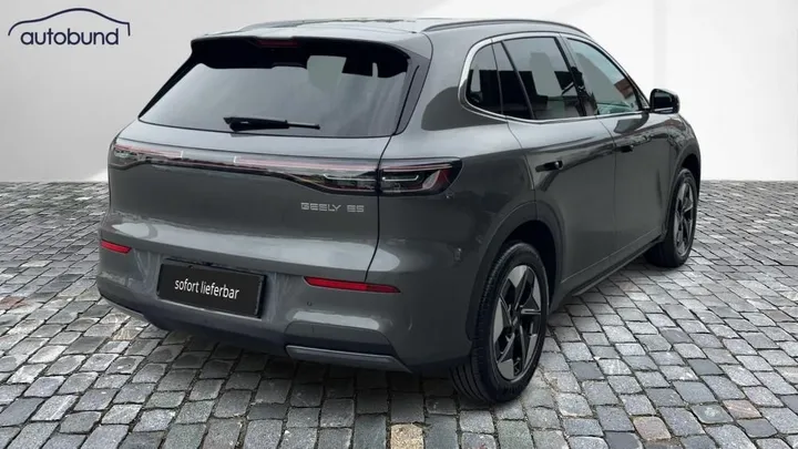 Geely E5