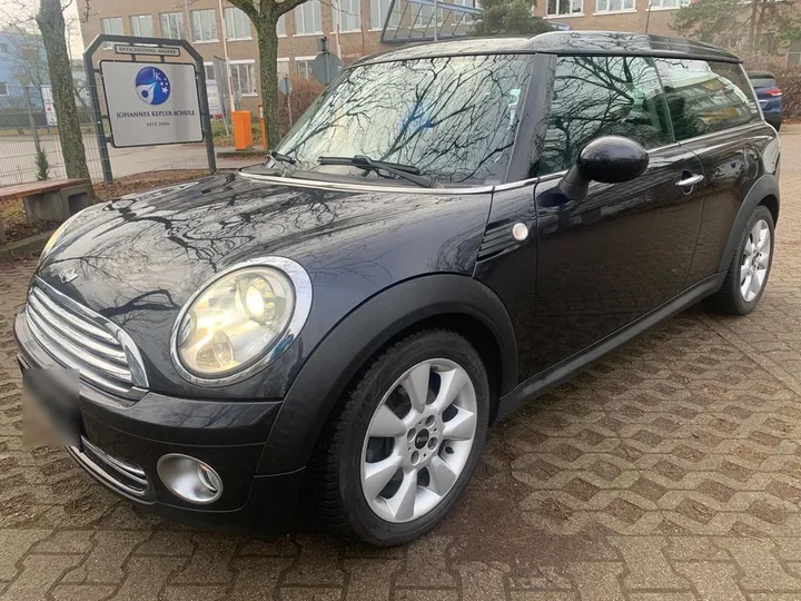 MINI Cooper Clubman
