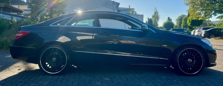 Mercedes-Benz E 350