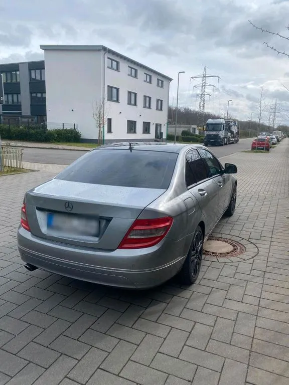 Mercedes-Benz C 200