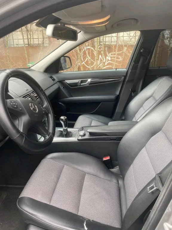 Mercedes-Benz C 200