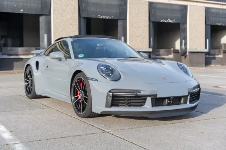 Porsche 992