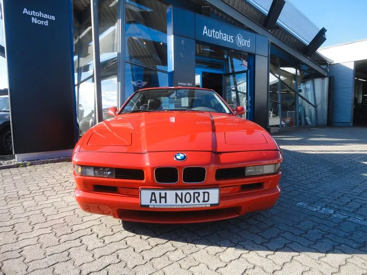 BMW 850