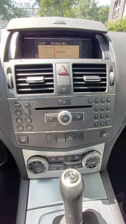 Mercedes-Benz C 180