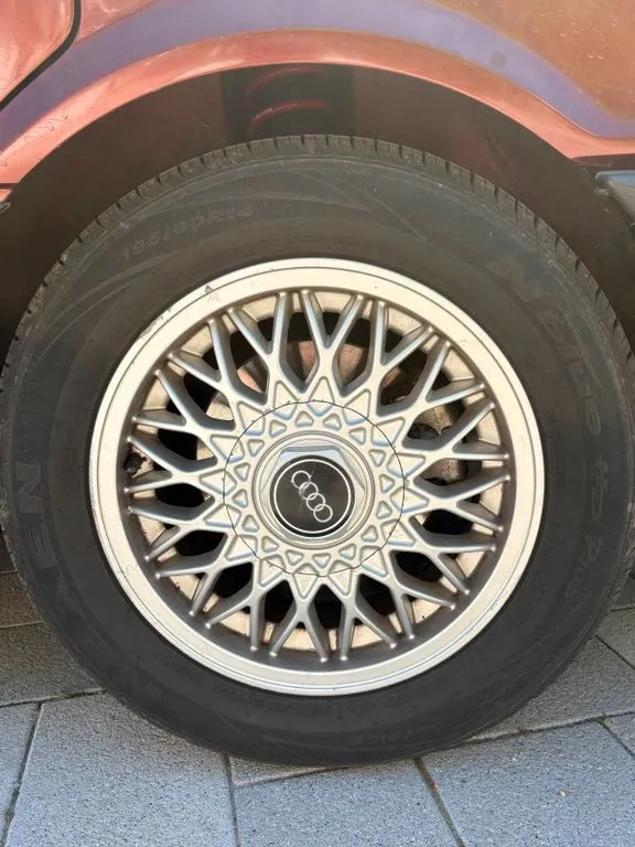 Audi 80