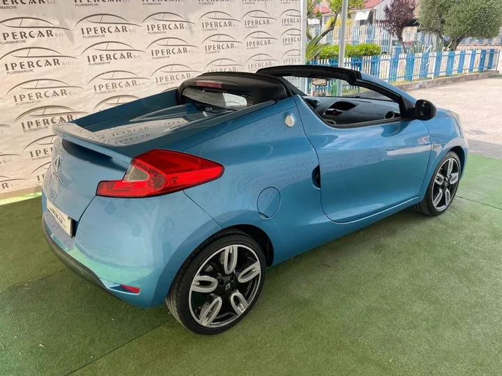 Renault Wind