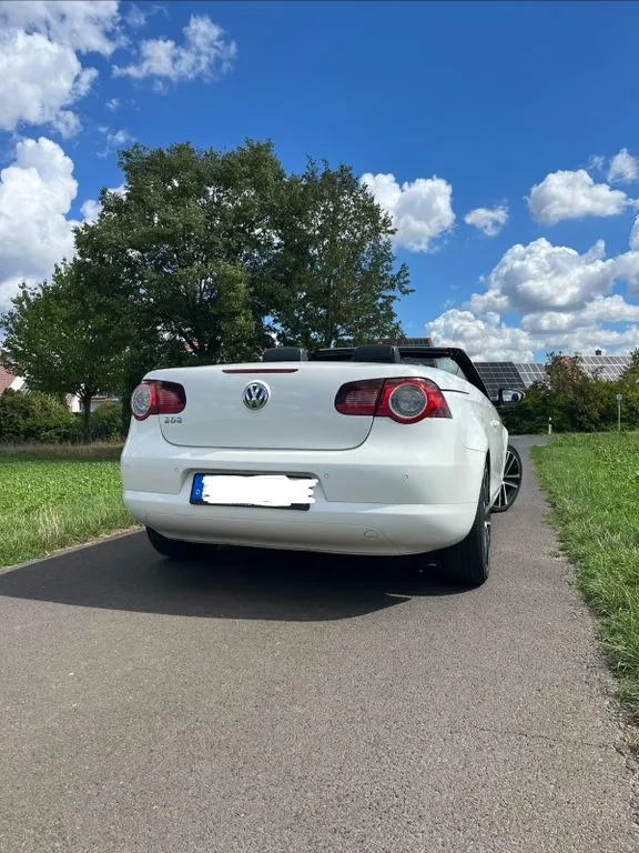 Volkswagen Eos