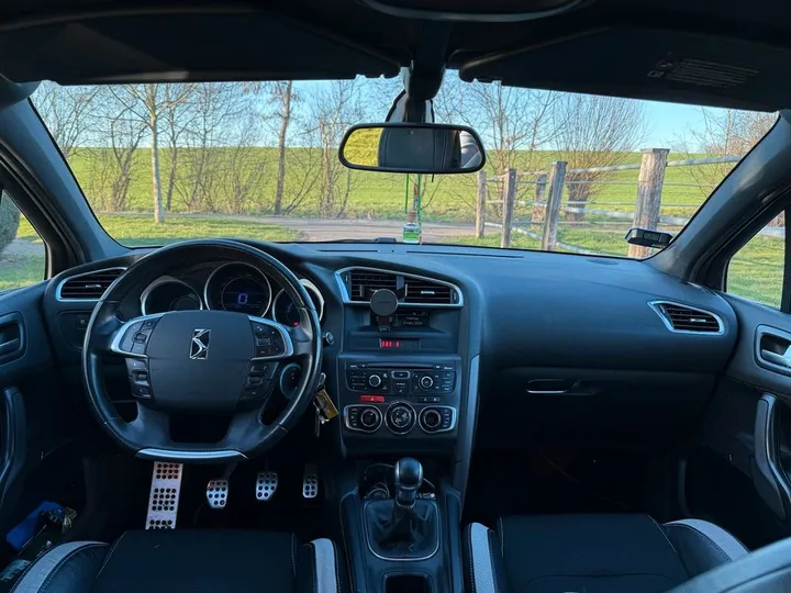 Citroën DS4