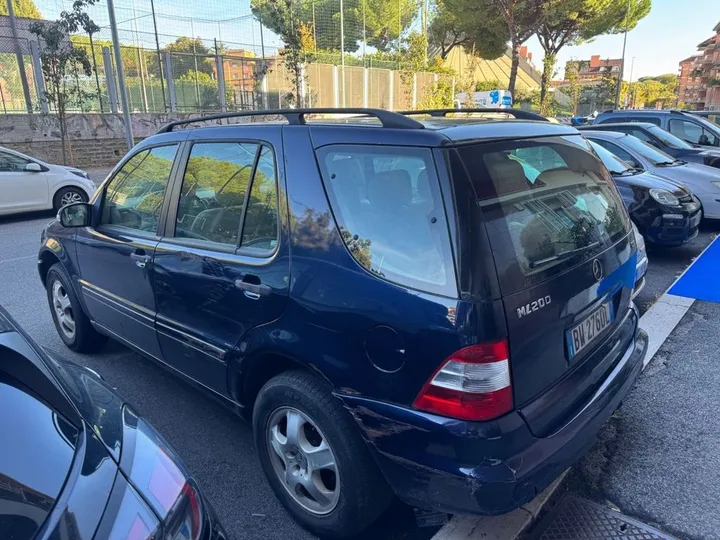 Mercedes-Benz ML 270