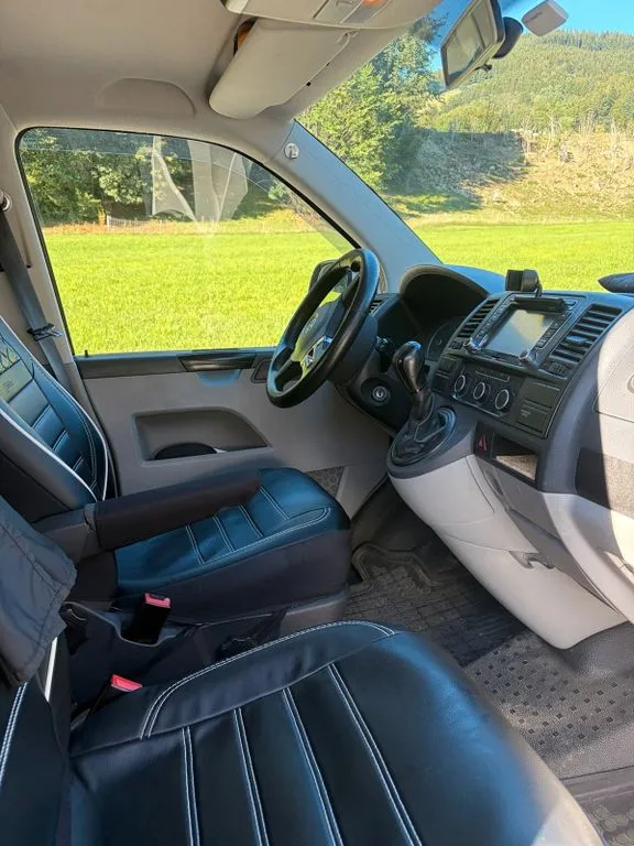 Volkswagen T5 Transporter